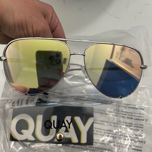 QUAY SUNGLASSES